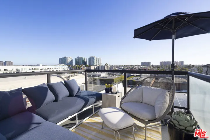 4115 Glencoe Avenue 414, Marina Del Rey, California 90292
