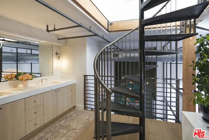 4115 Glencoe Avenue 414, Marina Del Rey, California 90292
