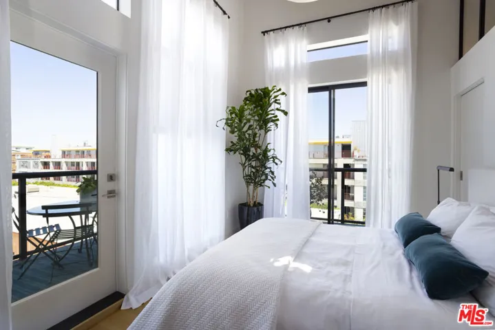 4115 Glencoe Avenue 414, Marina Del Rey, California 90292