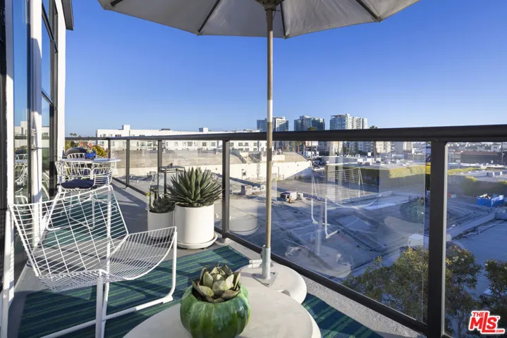 4115 Glencoe Avenue 414, Marina Del Rey, California 90292