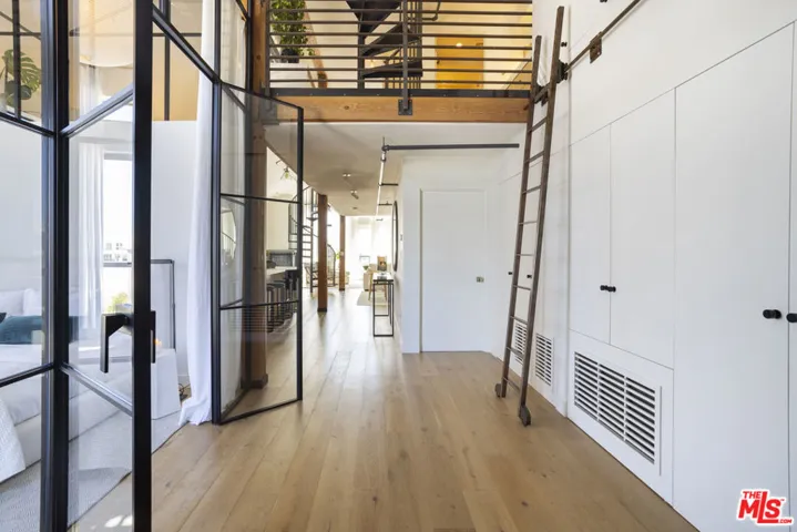 4115 Glencoe Avenue 414, Marina Del Rey, California 90292