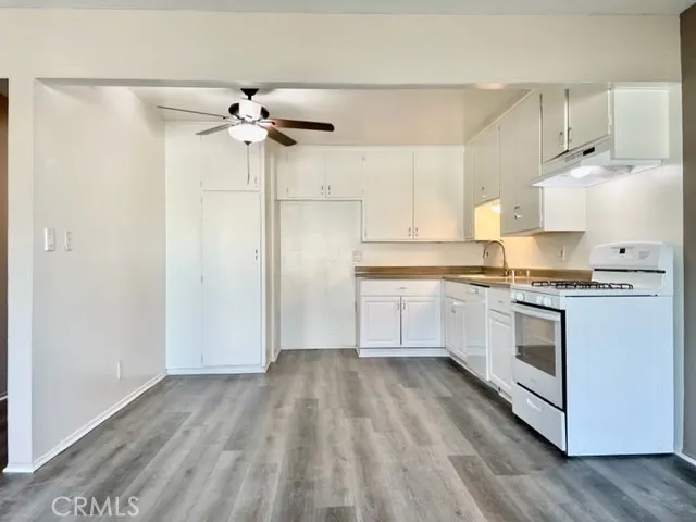 7732 Cypress B, Huntington Beach, California 92647