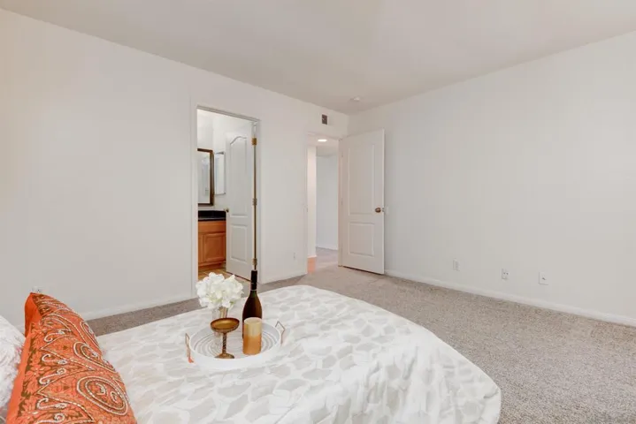 526 Calle Montecito 140, Oceanside, California 92057