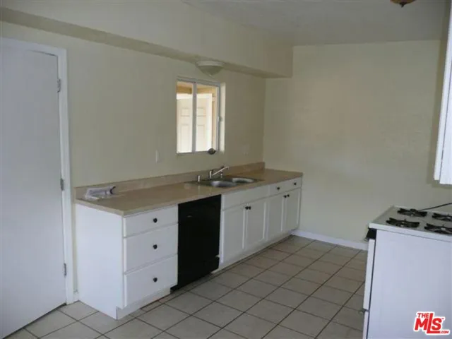 310 N Cherry Street, Banning, California 92220