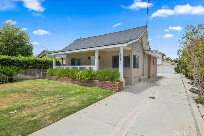 1787 Tustin Ave A, Costa Mesa, California 92627
