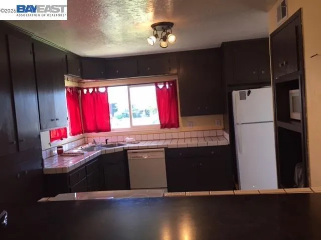 953 7th, Ripon, California 95366