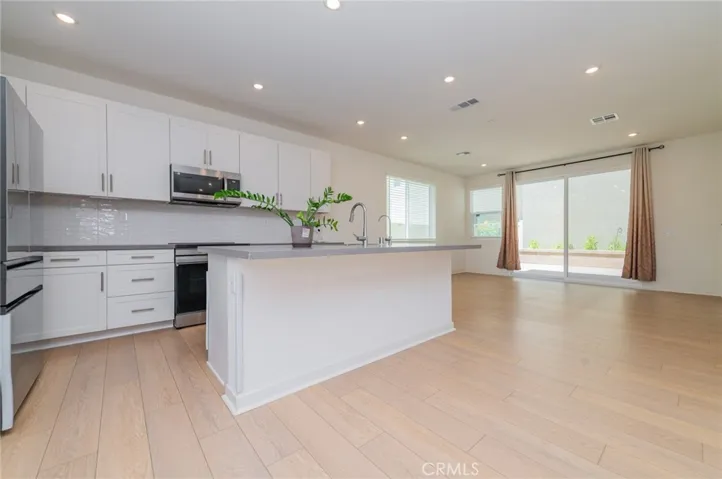 3218 S Jasper Paseo, Ontario, California 91761