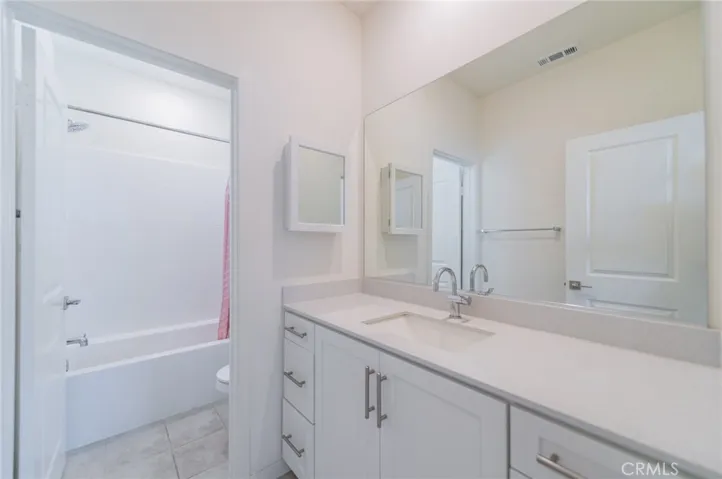 3218 S Jasper Paseo, Ontario, California 91761