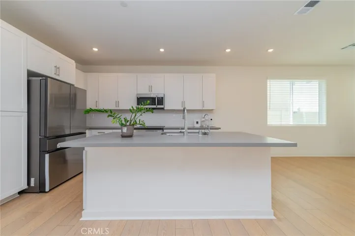 3218 S Jasper Paseo, Ontario, California 91761
