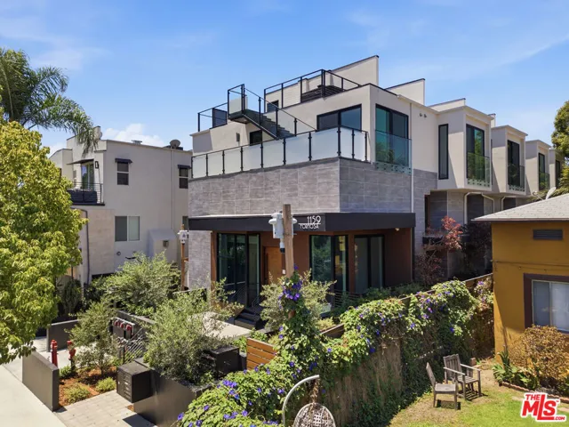 1159 N Formosa Avenue 4, West Hollywood, California 90046