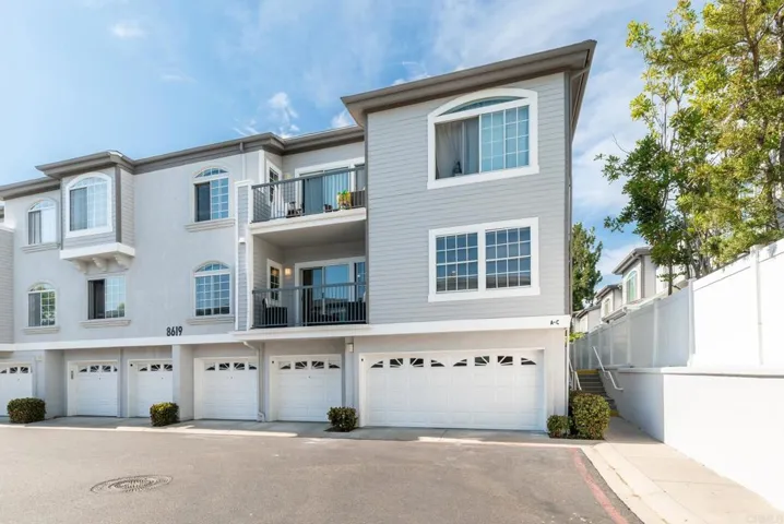 8619 Via Mallorca A, La Jolla, California 92037