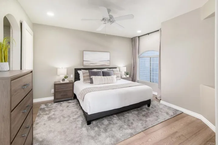 8619 Via Mallorca A, La Jolla, California 92037