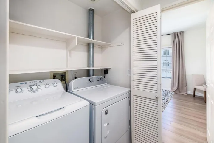 8619 Via Mallorca A, La Jolla, California 92037
