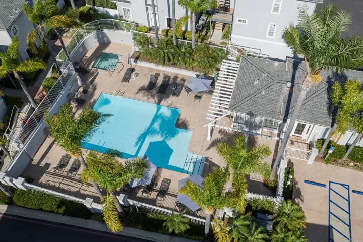 8619 Via Mallorca A, La Jolla, California 92037