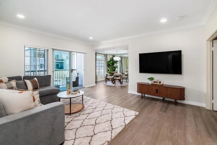 8619 Via Mallorca A, La Jolla, California 92037