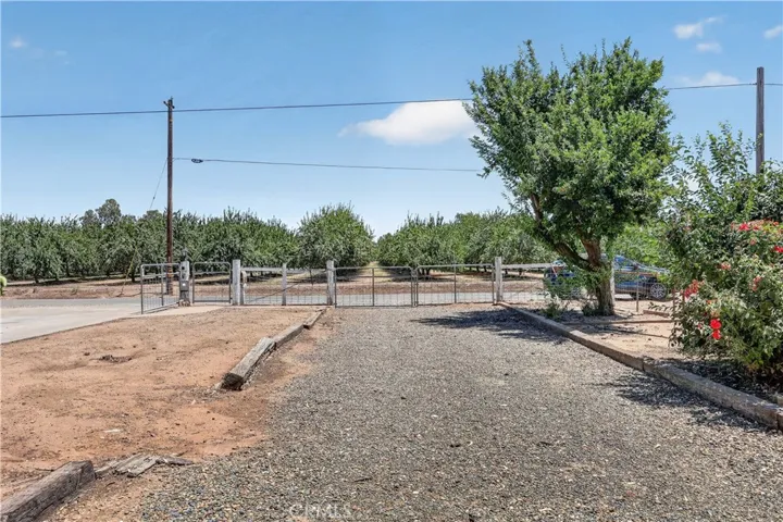 3555 Fresno, Le Grand, California 95333