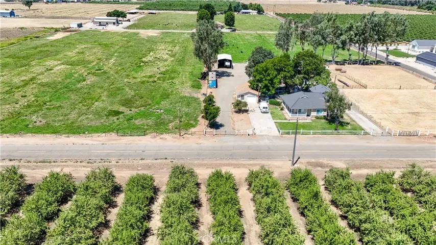 3555 Fresno, Le Grand, California 95333