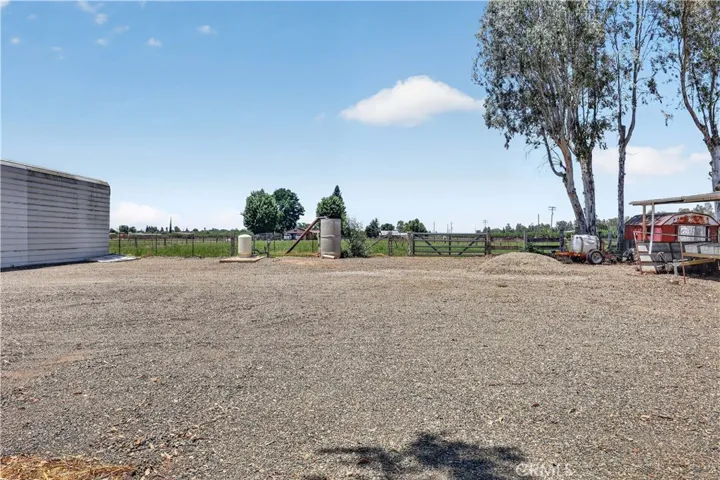 3555 Fresno, Le Grand, California 95333