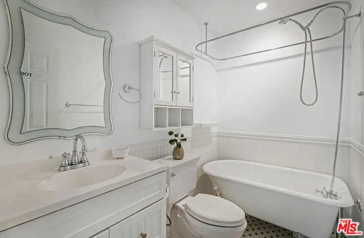 20549 S Vermont Avenue 5, Torrance, California 90502