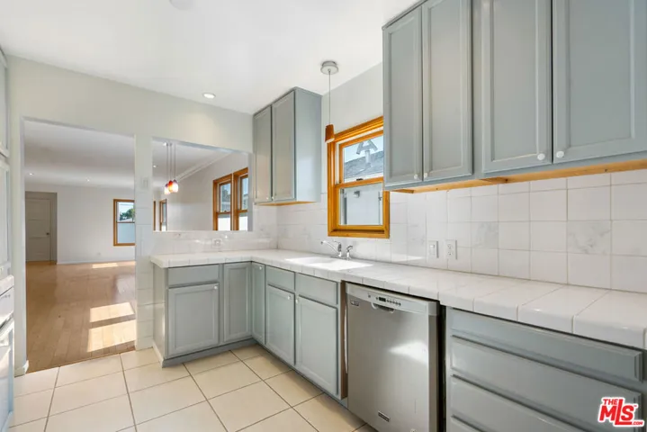2631 Thurman Avenue, Los Angeles, California 90016