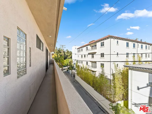 450 N Maple Drive 401, Beverly Hills, California 90210