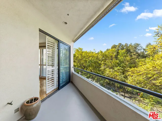 450 N Maple Drive 401, Beverly Hills, California 90210