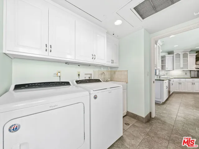 450 N Maple Drive 401, Beverly Hills, California 90210