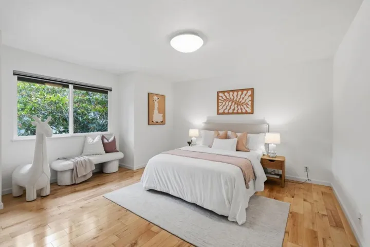 632 Sand Hill Circle, Menlo Park, California 94025