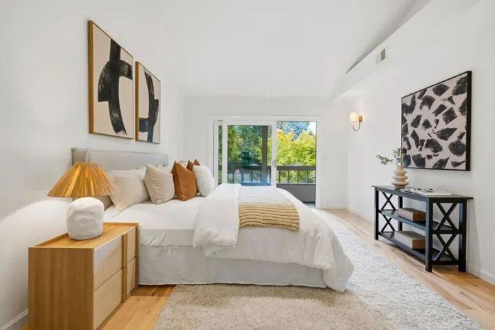 632 Sand Hill Circle, Menlo Park, California 94025
