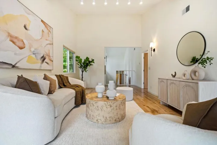 632 Sand Hill Circle, Menlo Park, California 94025