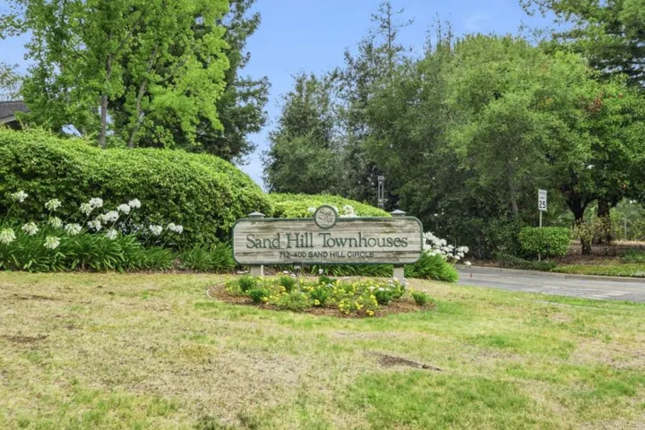 632 Sand Hill Circle, Menlo Park, California 94025