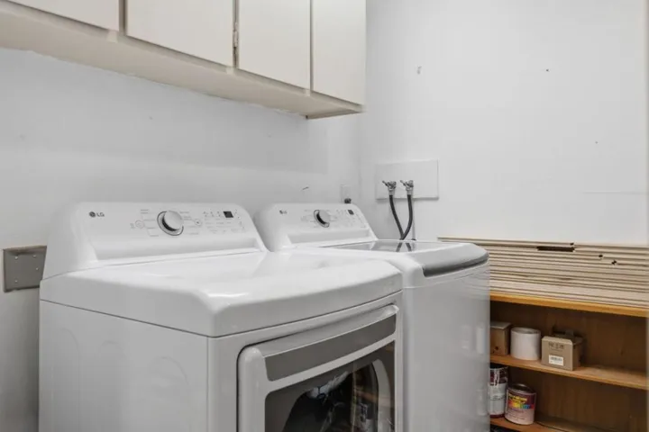 632 Sand Hill Circle, Menlo Park, California 94025