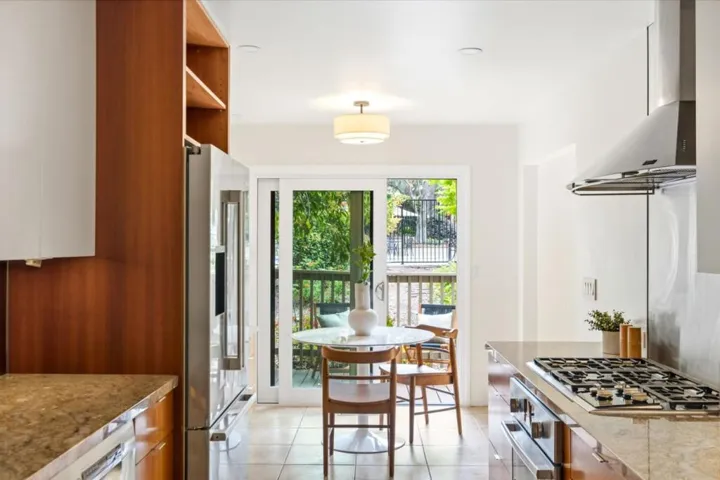 632 Sand Hill Circle, Menlo Park, California 94025