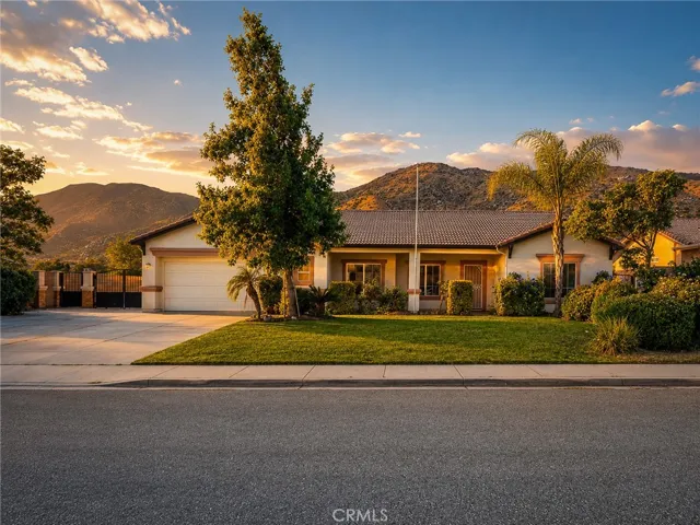 1484 Adam St, Banning, California 92220