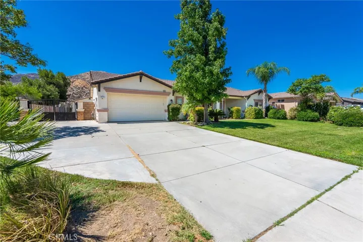 1484 Adam St, Banning, California 92220