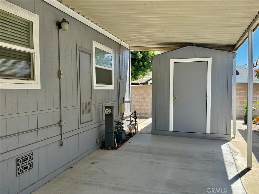 7' X 12' Tuff shed