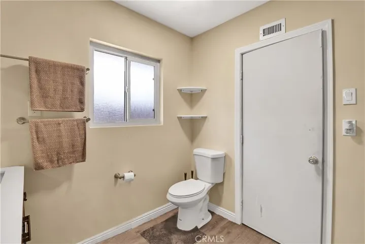 2550 W Rowland Avenue, Anaheim, California 92804