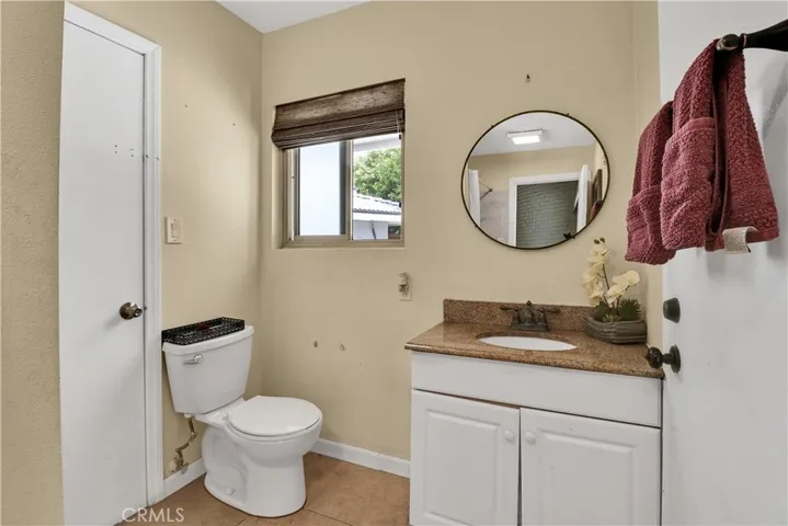 2550 W Rowland Avenue, Anaheim, California 92804
