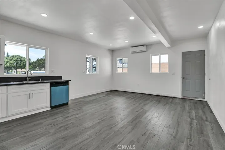 2550 W Rowland Avenue, Anaheim, California 92804