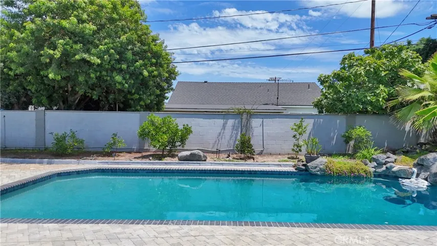 2550 W Rowland Avenue, Anaheim, California 92804