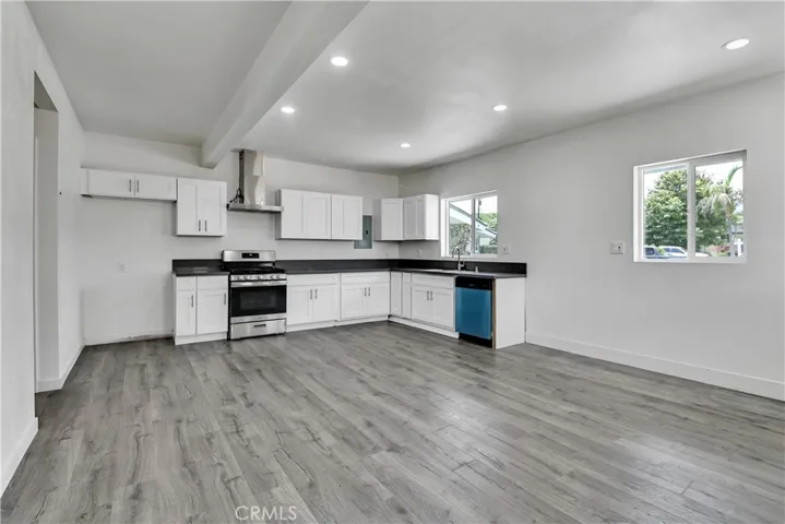 2550 W Rowland Avenue, Anaheim, California 92804