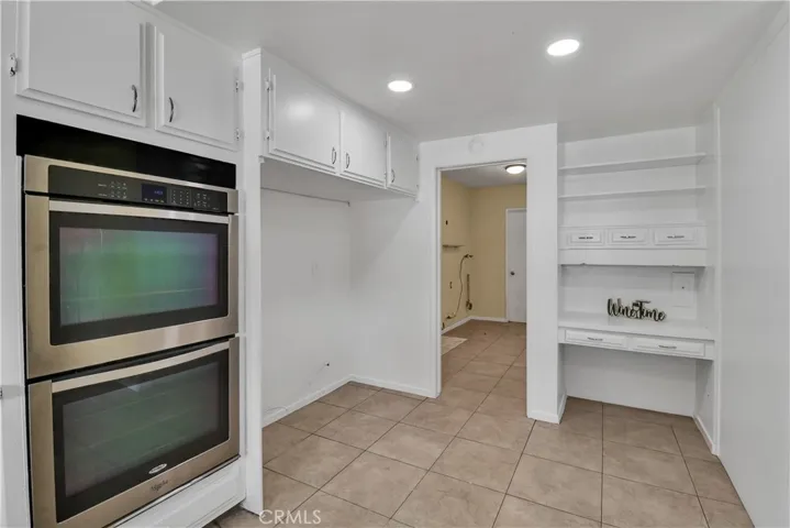 2550 W Rowland Avenue, Anaheim, California 92804
