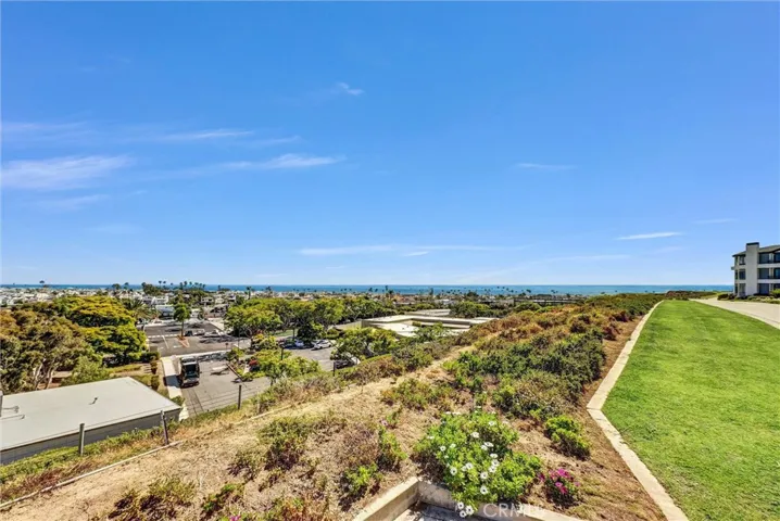 270 Cagney 207, Newport Beach, California 92663