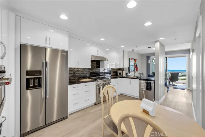 270 Cagney 207, Newport Beach, California 92663
