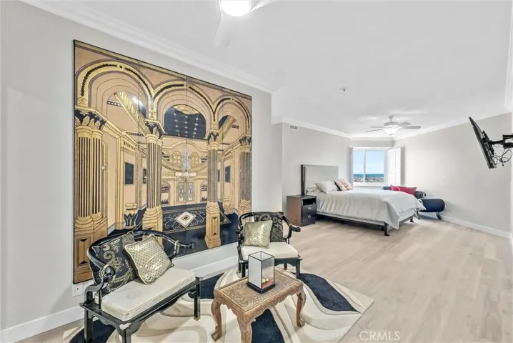 270 Cagney 207, Newport Beach, California 92663