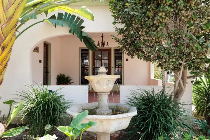 1825 N Ross, Santa Ana, California 92706