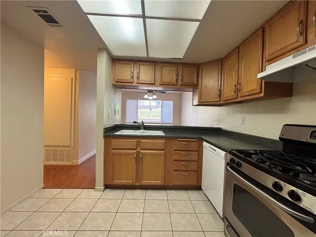 1991 Central Avenue, Highland, California 92346