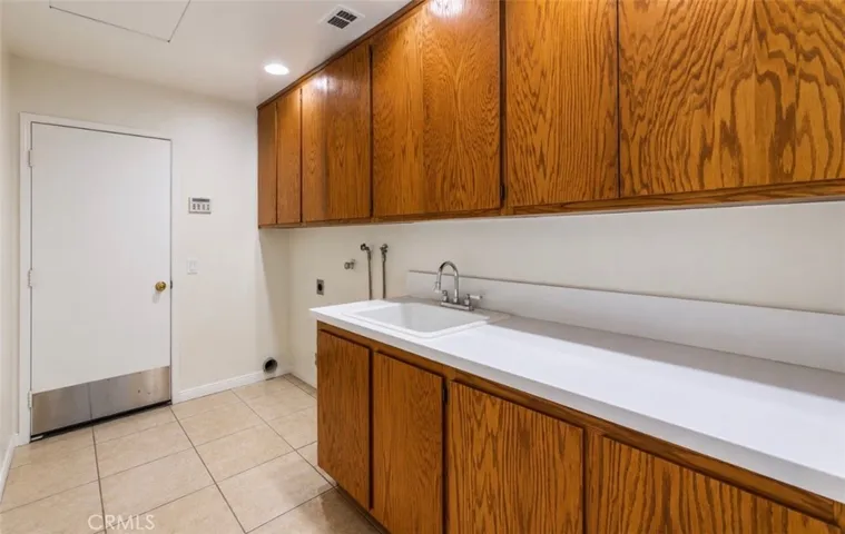 13445 Oak Mesa, Yucaipa, California 92399