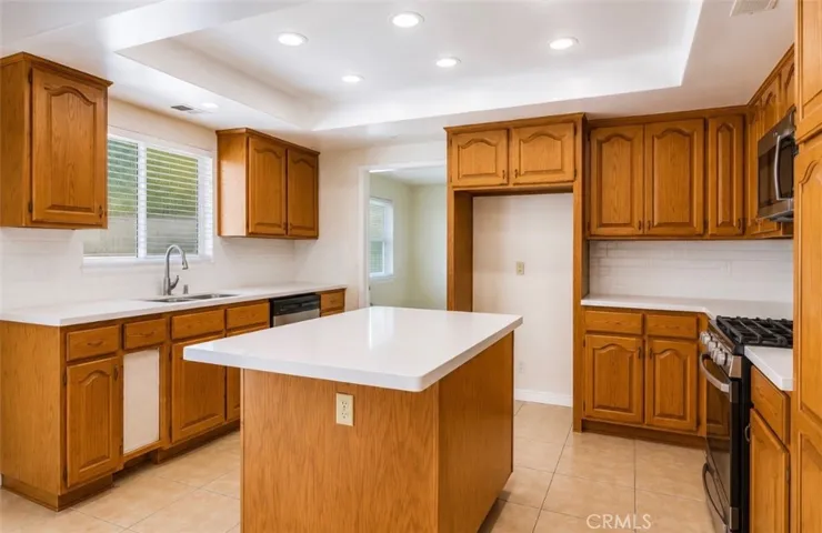 13445 Oak Mesa, Yucaipa, California 92399