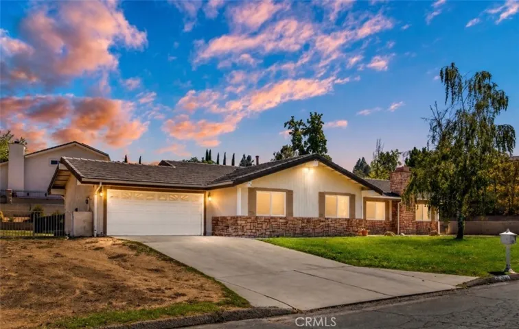 13445 Oak Mesa, Yucaipa, California 92399